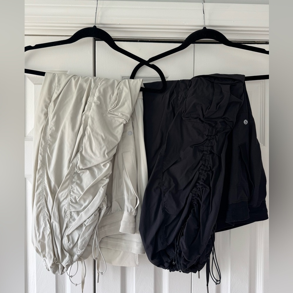 lululemon athletica Drawstring Track Joggers in Black and Light Gray